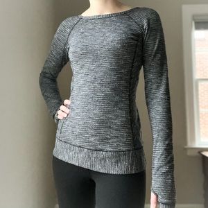 Lululemon Athletica Women's Long Sleeve Crew Neck Pullover Size 6